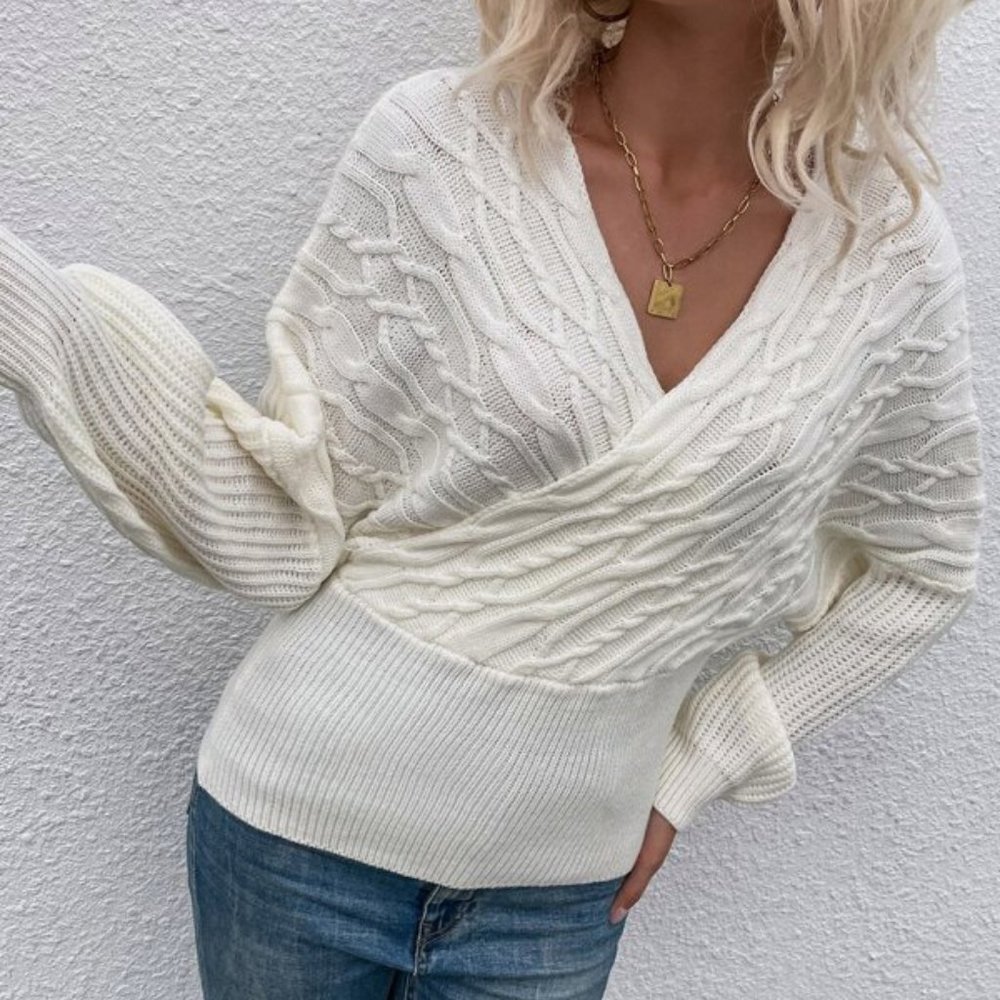 Classic Knit Suplices Sweater Top - Picture 4 of 6
